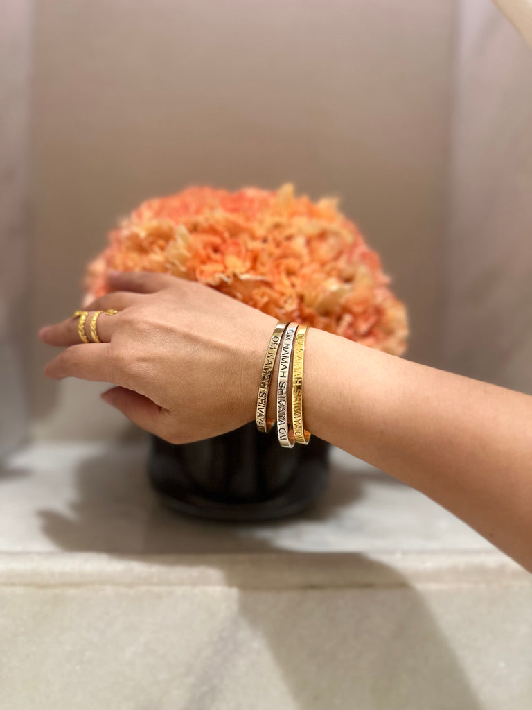 Om Namah Shivaya Om Bracelet (Brass)