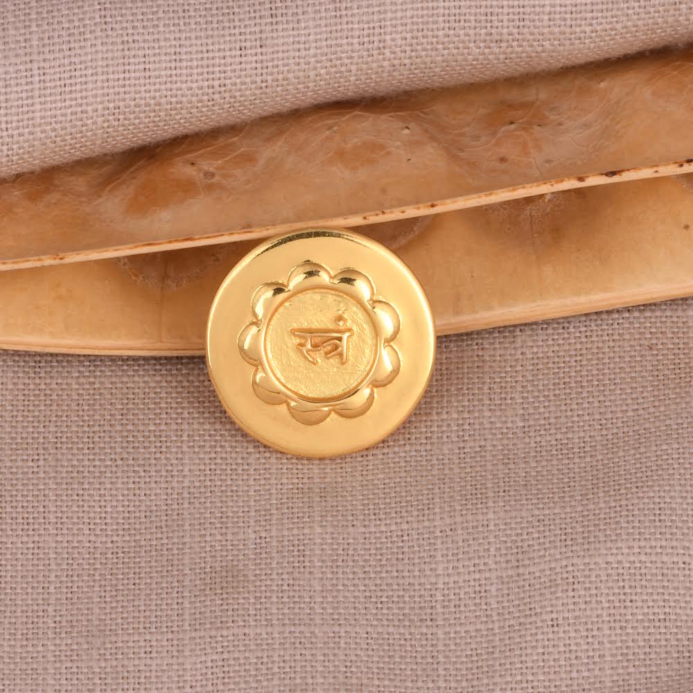 Stram Yantra Round Coin (18kt Gold Micron)