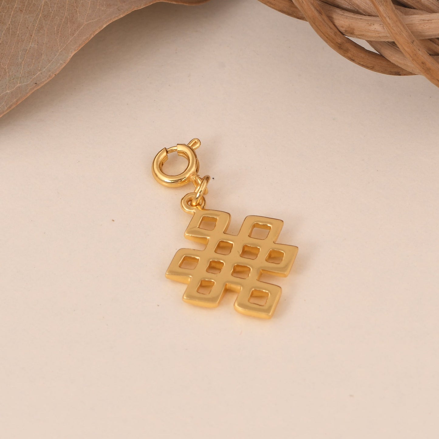 Auspicious Buddhist Charm: Endless Knot - Self Love Jewels