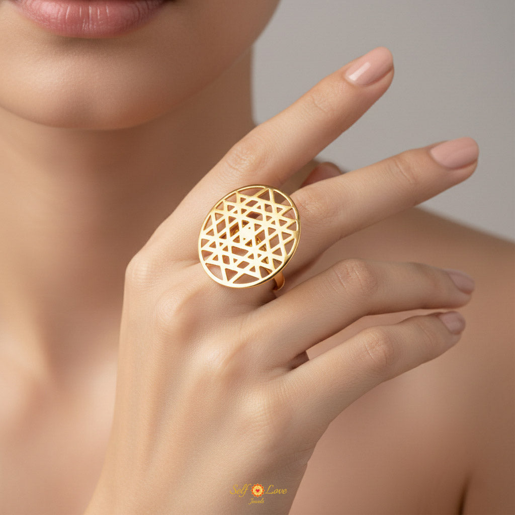 Navyoni Ring (18kt Gold Micron)