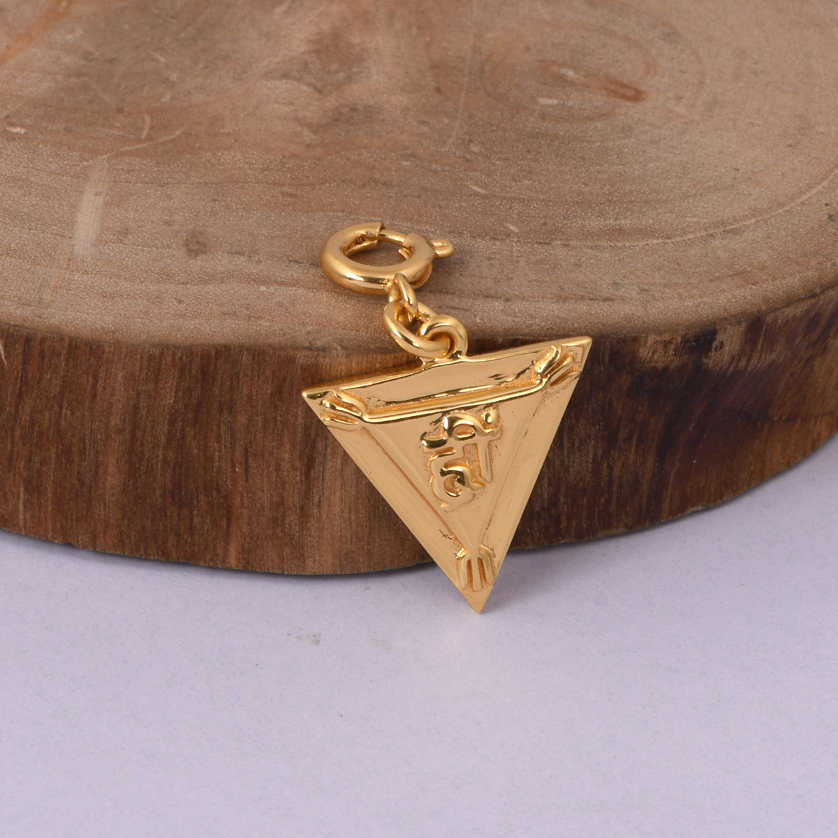 Hreem Yantra Charm - Small (18kt Gold Micron)