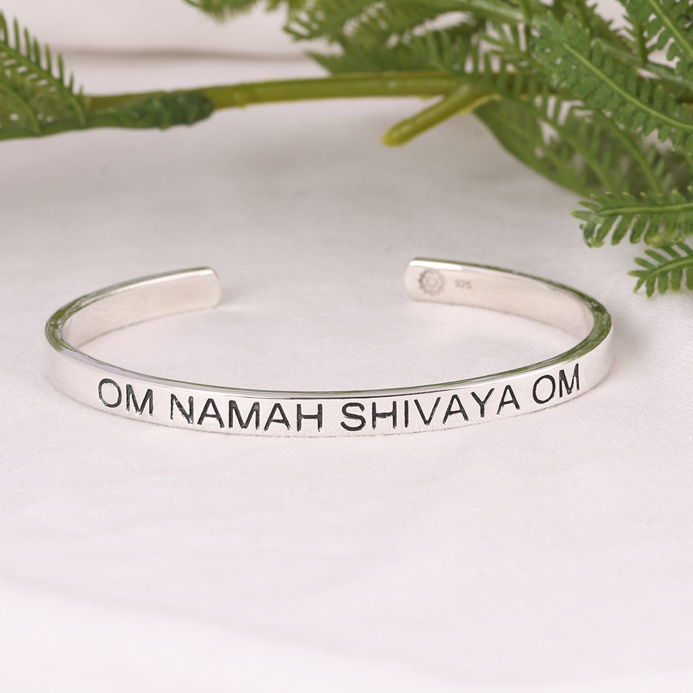 Om Namah Shivaya Om Bracelet (92.5 Sterling Silver)