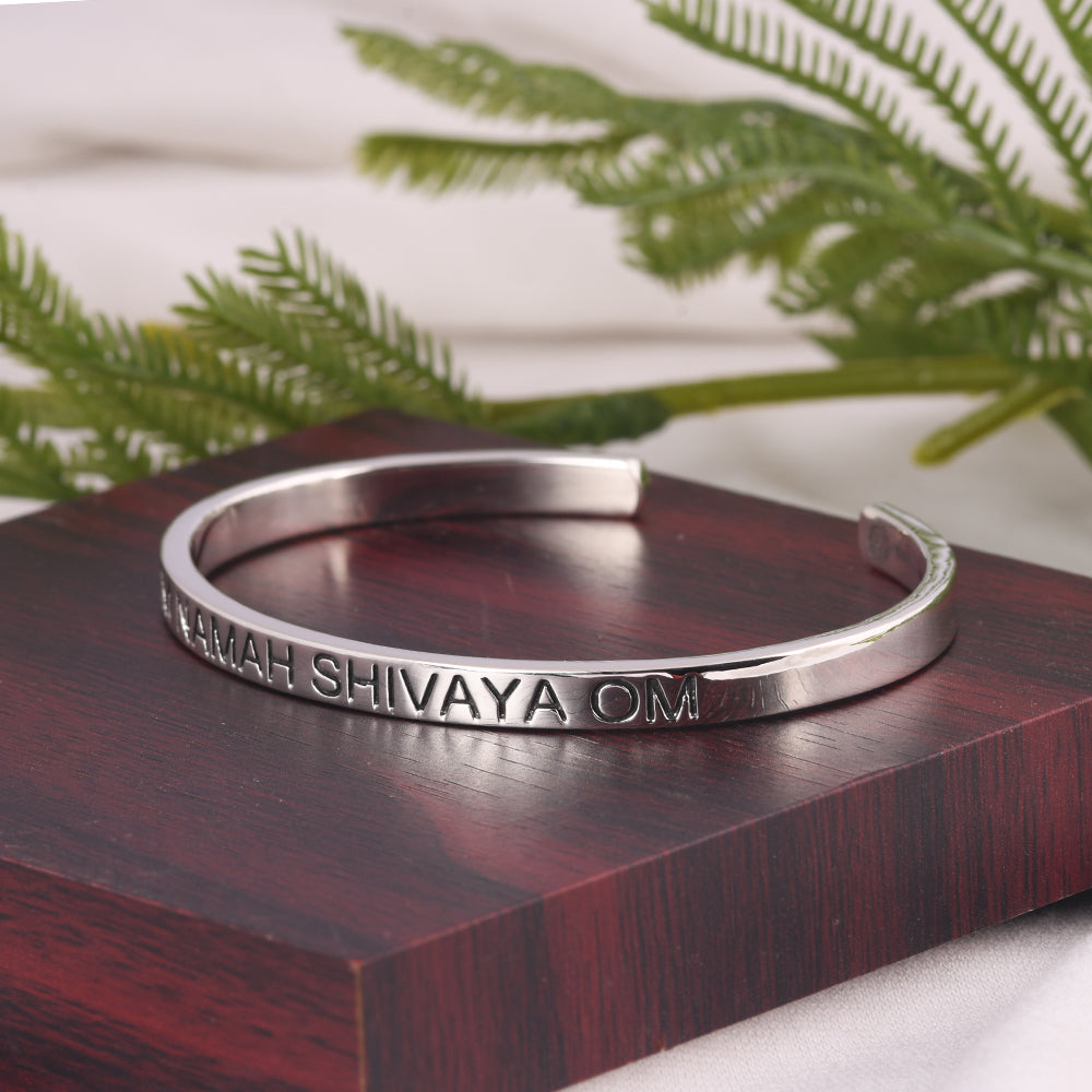 Om Namah Shivaya Om Bracelet (92.5 Sterling Silver)