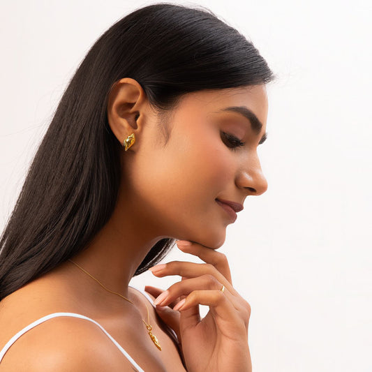 Conch Shell Earrings (18kt Gold Micron)