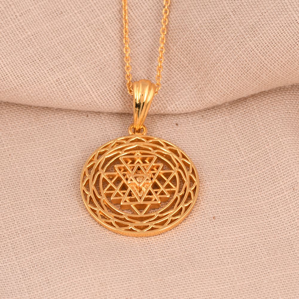 Shree Chakra Pendant (18kt Gold Micron)