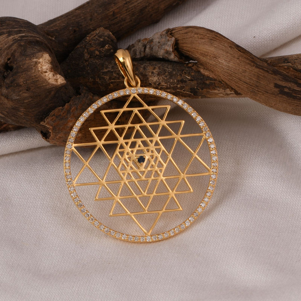 Shree Chakra Diamond + 18kt Gold Pendant with Blue Sapphire