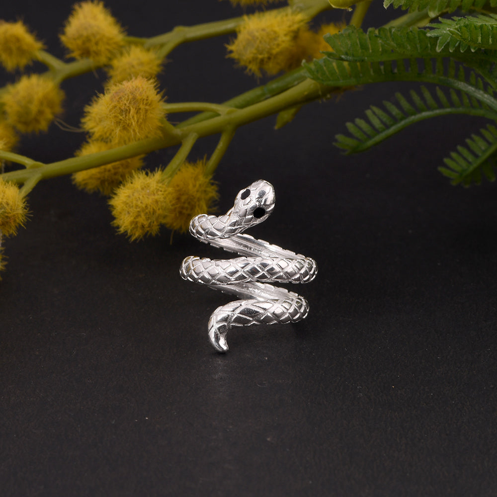 Snake Ring: (92.5 Sterling Silver)