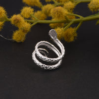 Snake Ring: (92.5 Sterling Silver)