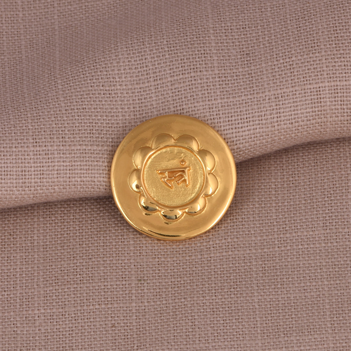 Stram Yantra Round Coin (18kt Gold Micron)