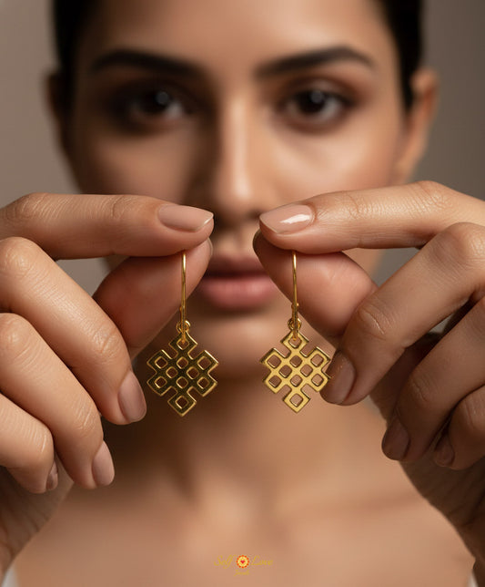 Endless Knot Earrings (18kt Gold Micron)
