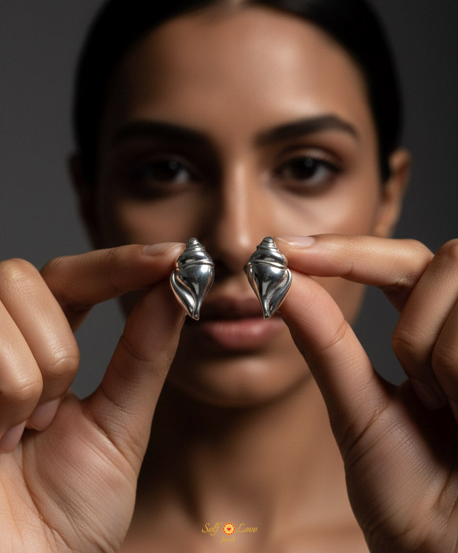 Conch Shell Earrings (92.5 Sterling Silver)