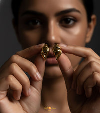Conch Shell Earrings (18kt Gold Micron)